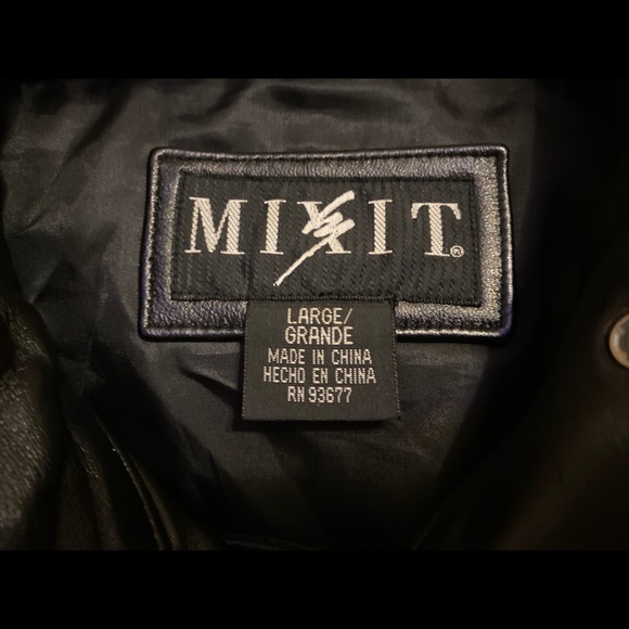 Leather jacket - Picture 2 of 2